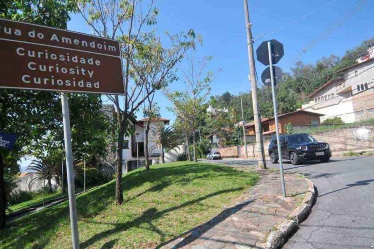 Rua do Amendoim em BH: onde carros sobem sozinhos, mesmo com o motor desligado