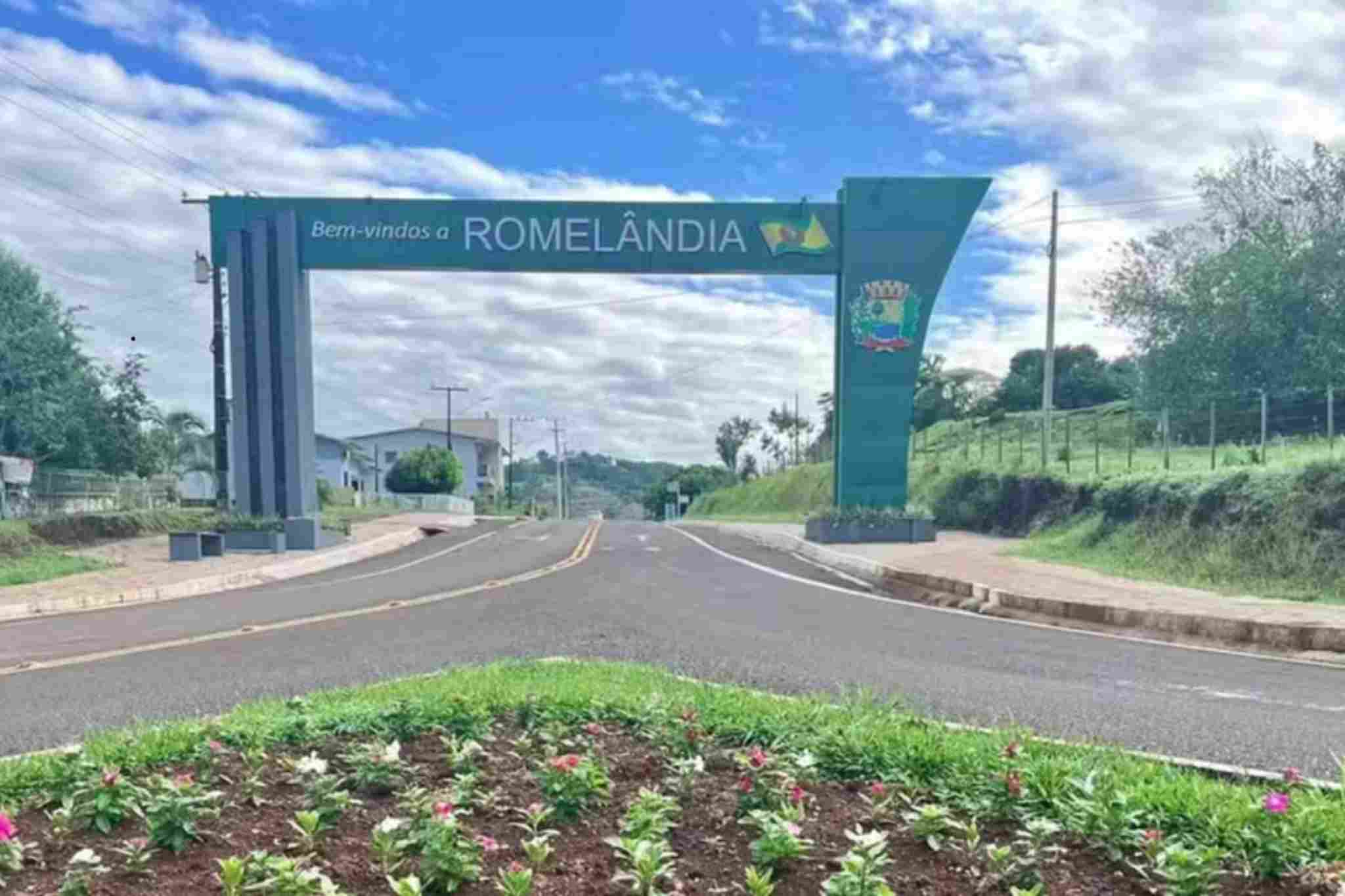 Concurso público em SC chama atenção com salário de R$ 30 mil