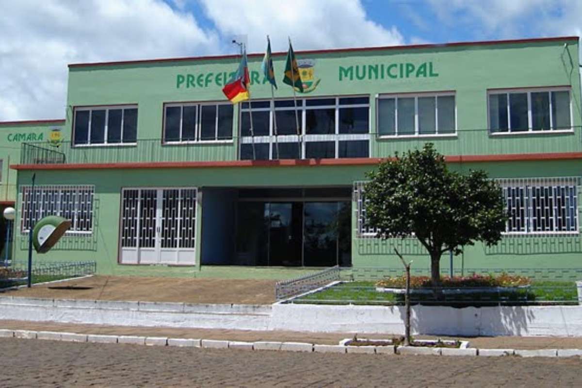 Concursos no RS: Mais de 270 vagas abertas e salários de até R$ 14 mil