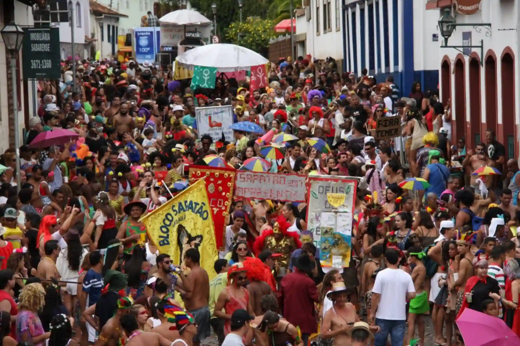 Carnaval na Grande BH: roteiro de festas nas cidades vizinhas