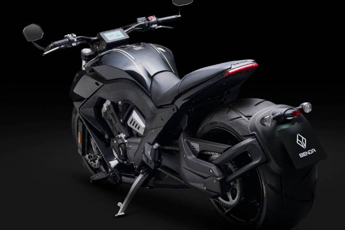 Benda LFC 700: preço e ficha técnica completa