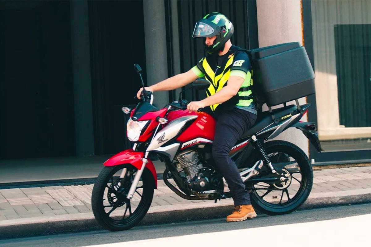 CG 160: conheça a moto preferida do delivery