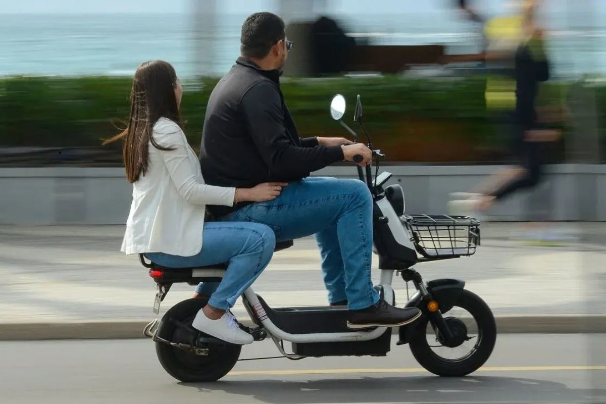Ciclomotor é multado por R$ 293,47 com nova lei em 2026