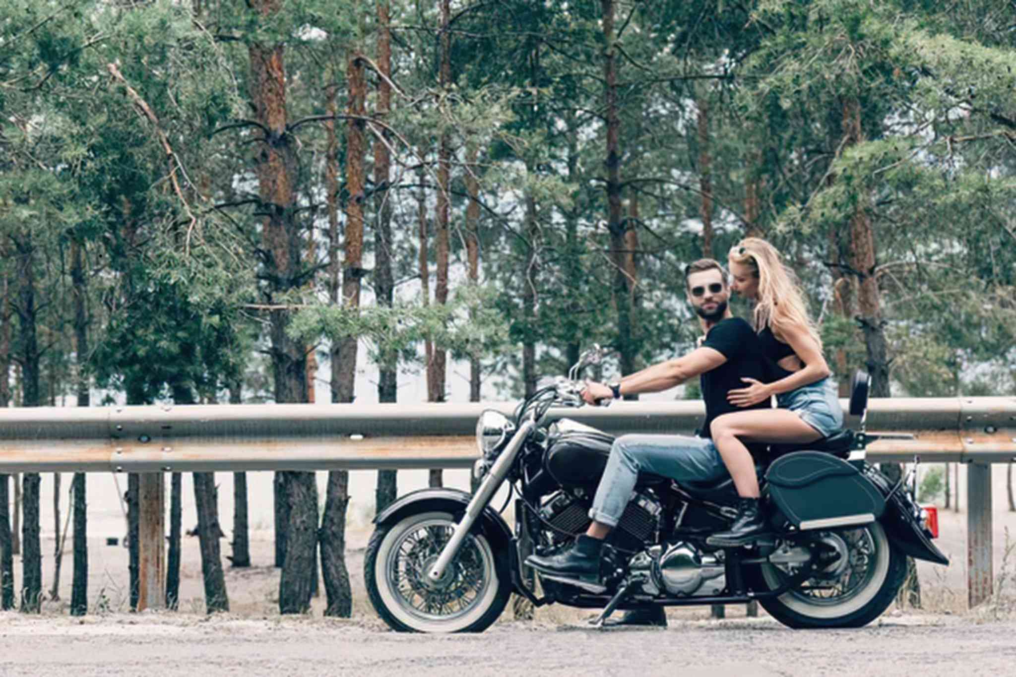 Garupa em viagem de moto