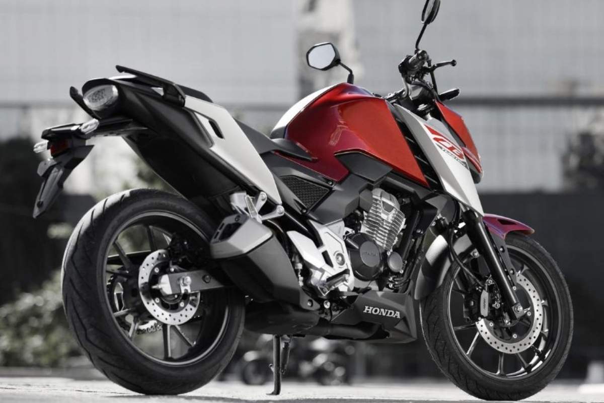 Twister 300 2026 é econômica ou só equilibrada? Veja o que o motor realmente entrega