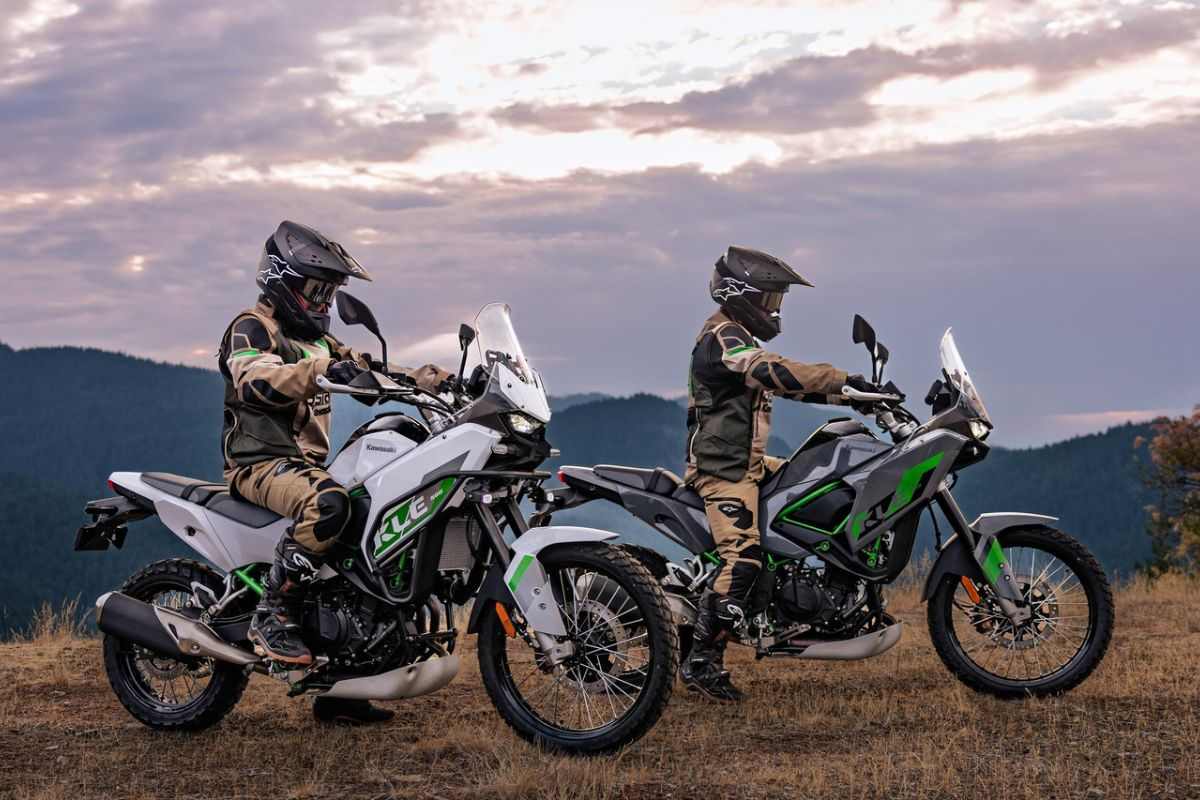 Versys-X 300 vs KLE 500: qual trail da Kawasaki vale mais a pena?