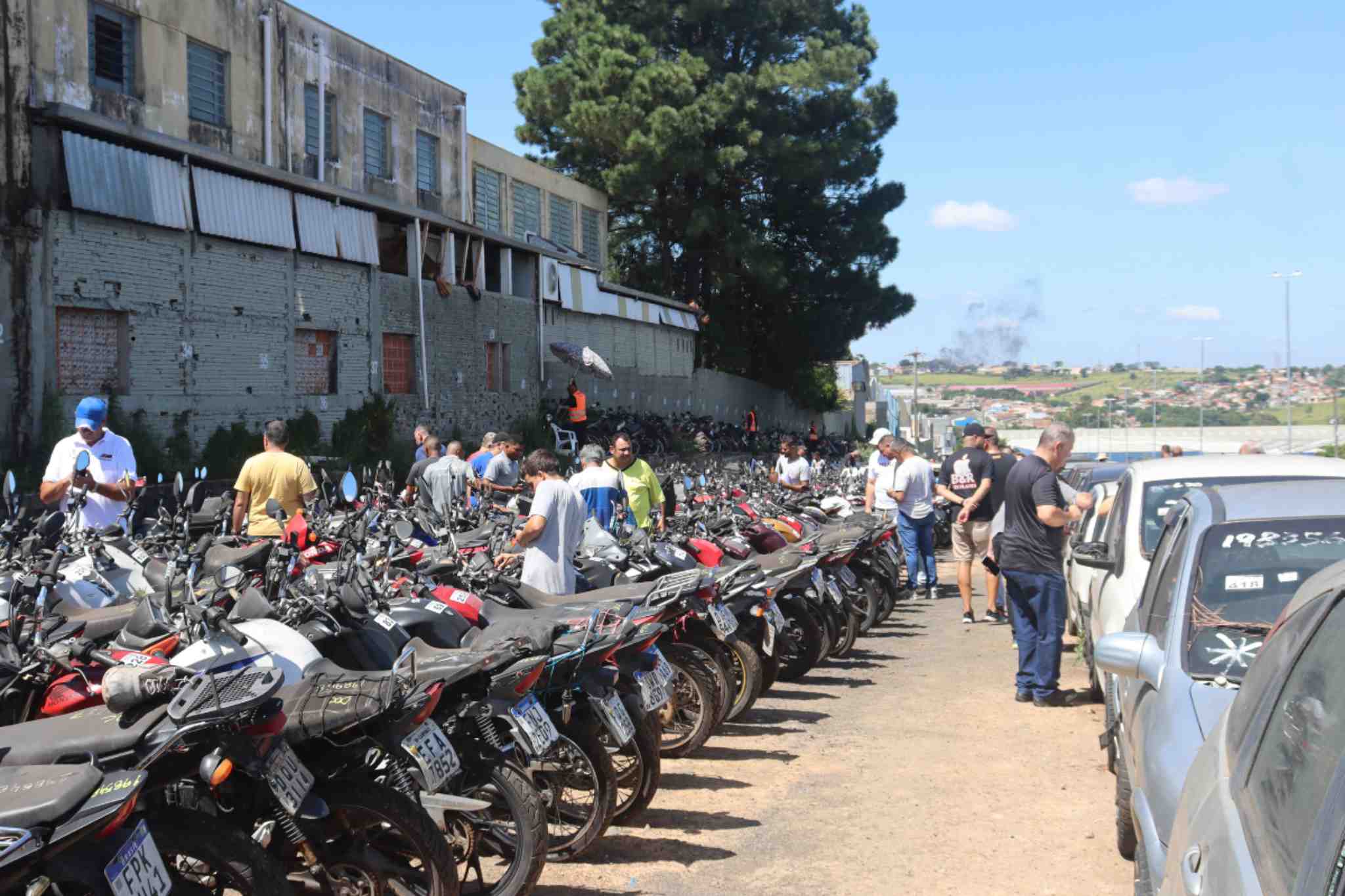 Leilão de motos em SP