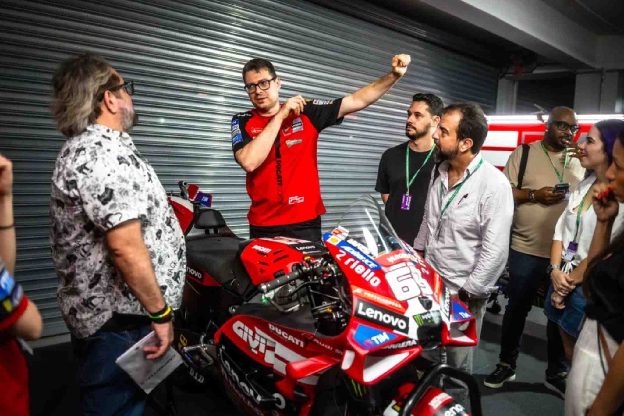 MotoGP ganha IA com parceria entre Lenovo e Ducati