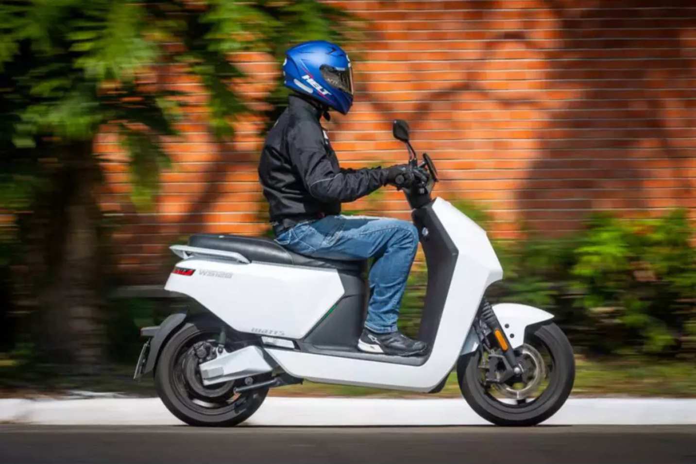 Motos elétricas crescem 63% em um ano, segundo OLX