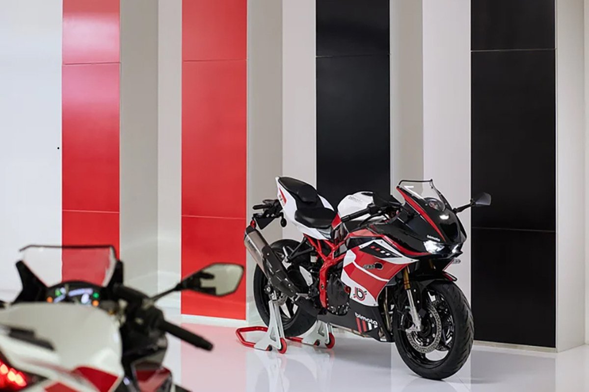 Nova Bimota KB399 2026