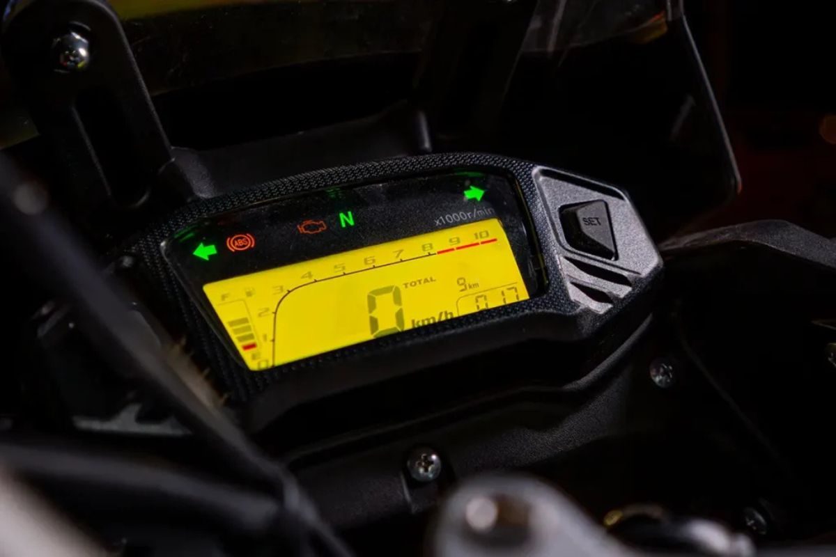 Por R$ 3.600 a mais, Storm 200 vale mais que a SHI 175?