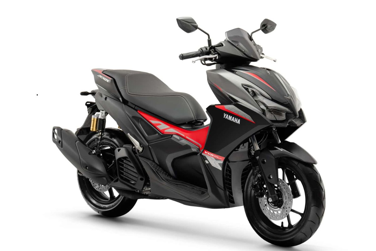 Yamaha Aerox 160: tanque pequeno e proteção zero na estrada