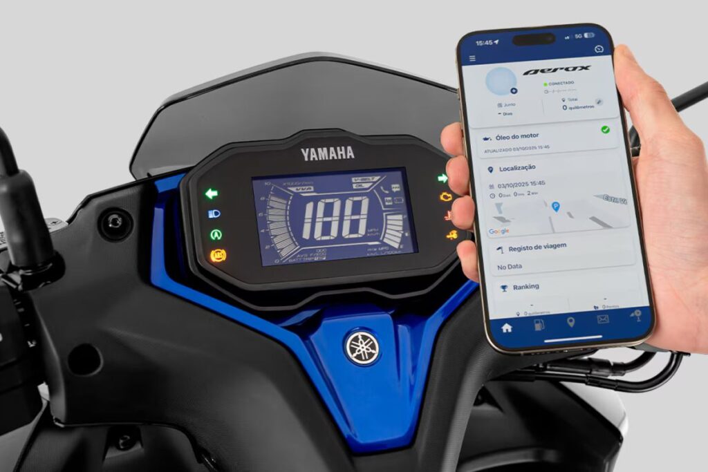 Painel digital da Yamaha Aerox 160 — Foto: Divulgação