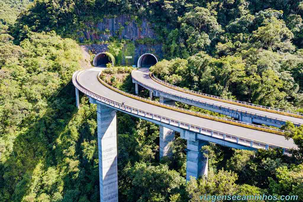 As 5 melhores estradas para viajar de moto em SP
