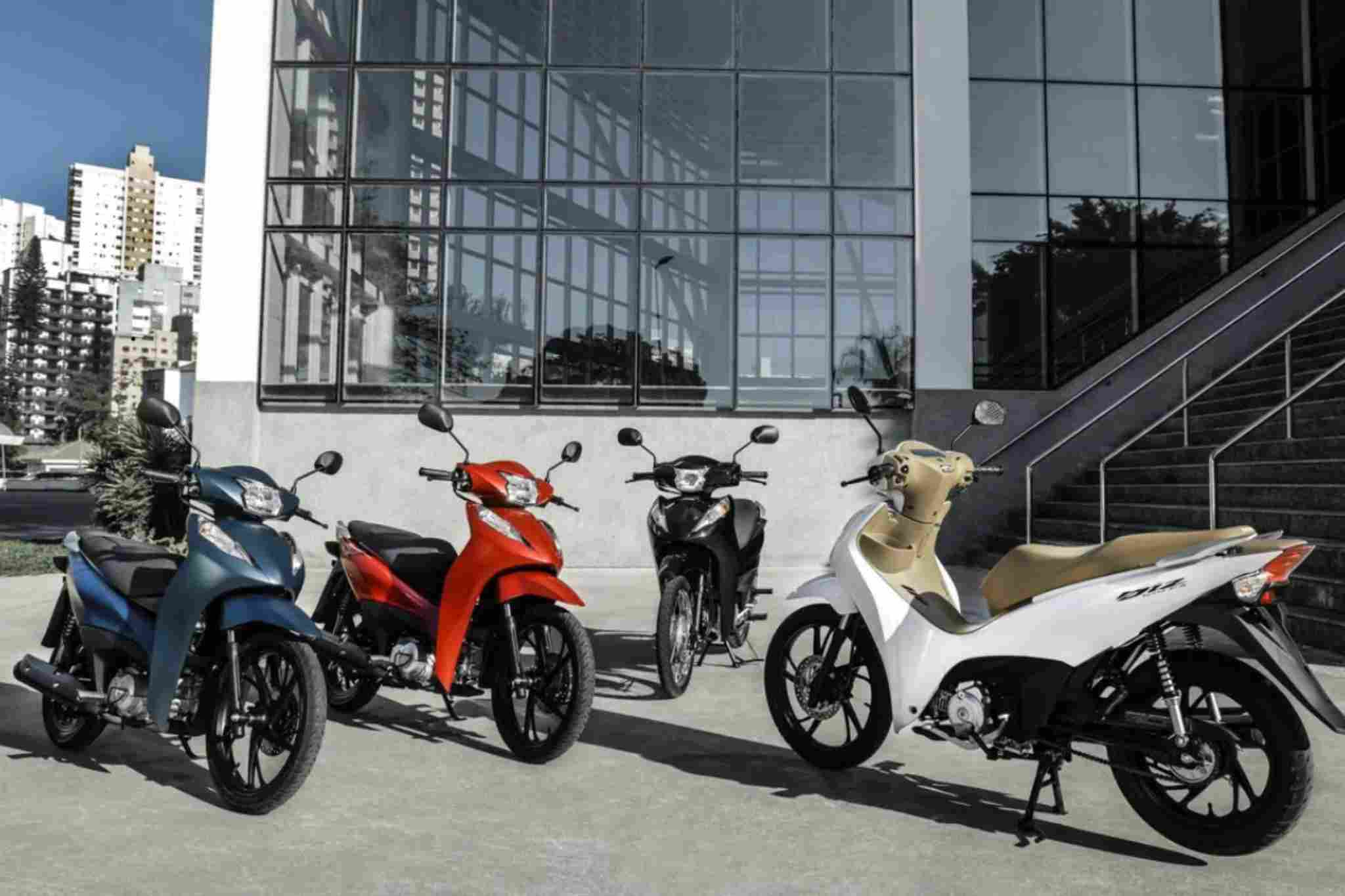 3 motos de até R$ 15 mil para comprar em março de 2026