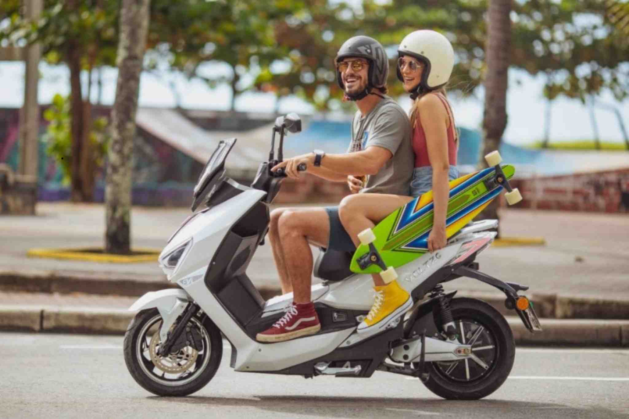 Senatran envia COMUNICADO que altera velocidade máxima de moto elétrica