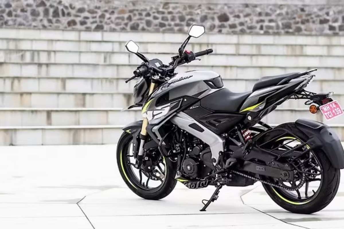 Bajaj reduz motor da NS 400 e aposta em preço mais acessível