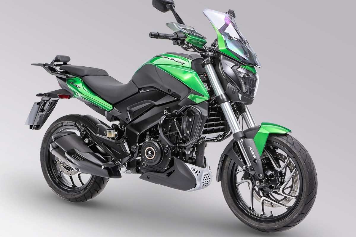 Bajaj cresce forte e Dominar 400 lidera vendas da marca