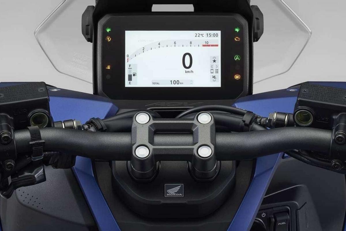 Honda leva a ADV 160 a outro nível com painel TFT e conectividade