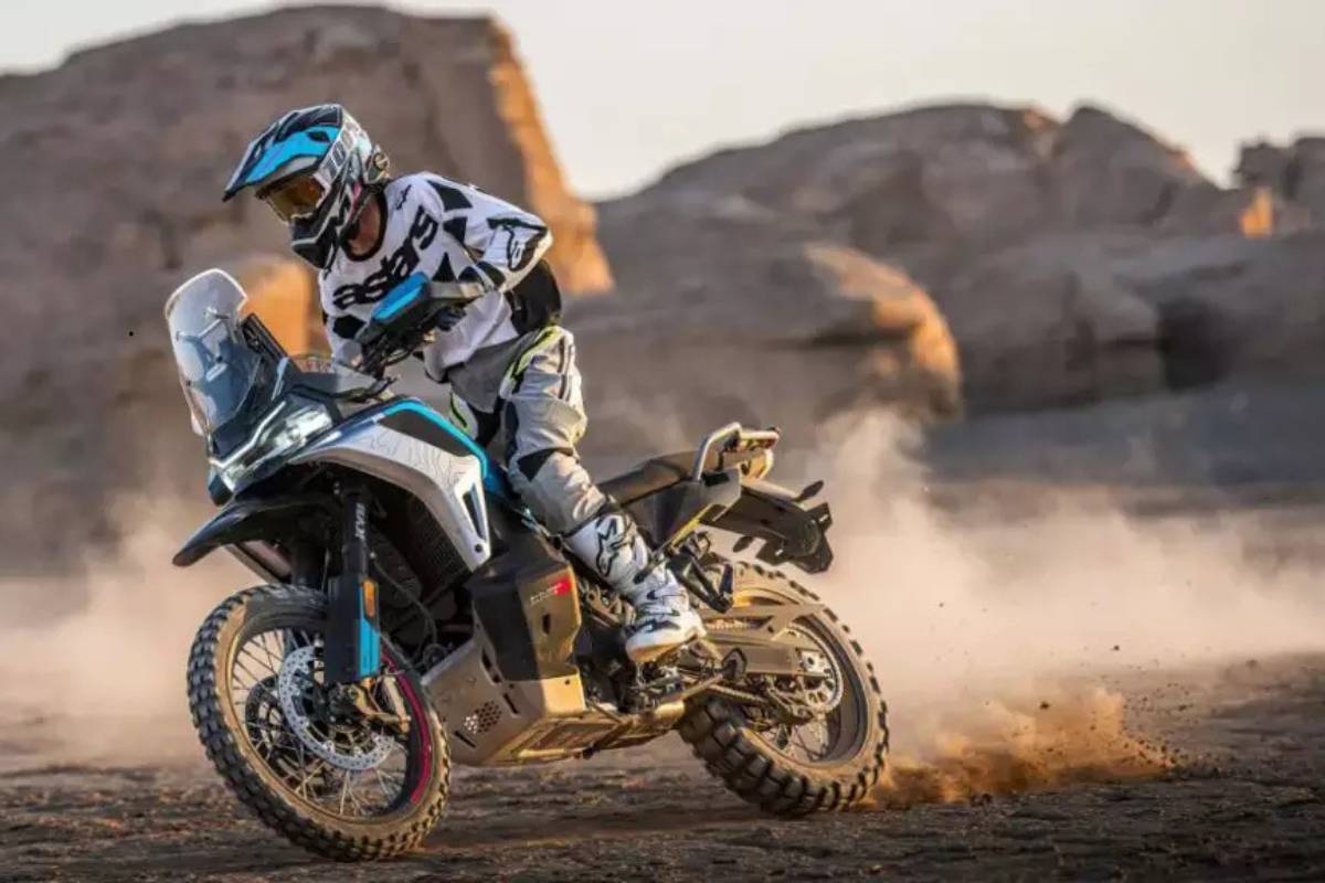 Ibex 950 2027 estreia nas Américas e desafia a KTM 990 Adventure