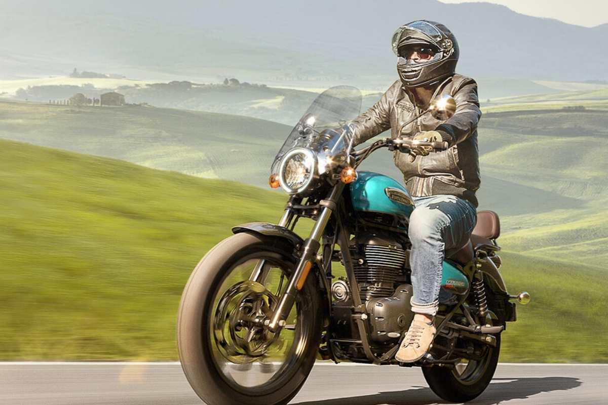 Meteor 350 é tranquila a 90 km/h… acima disso, começa o drama