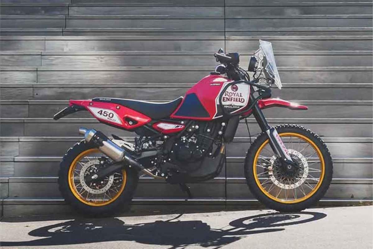 Royal Enfield prepara Scrambler 450 para enfrentar a Triumph 400X