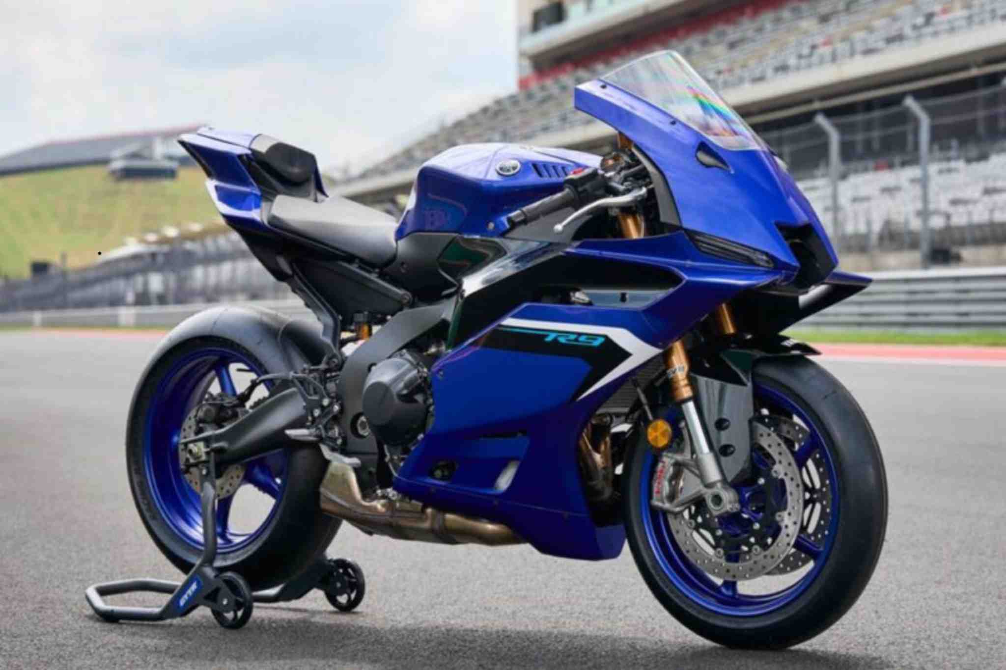 Yamaha R9 aparece no mundo, mas ignora o Brasil bonito