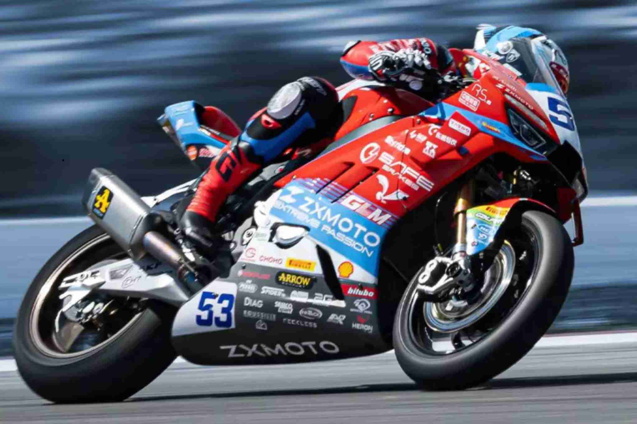 ZXMOTO surpreende e faz história no WorldSBK com moto chinesa